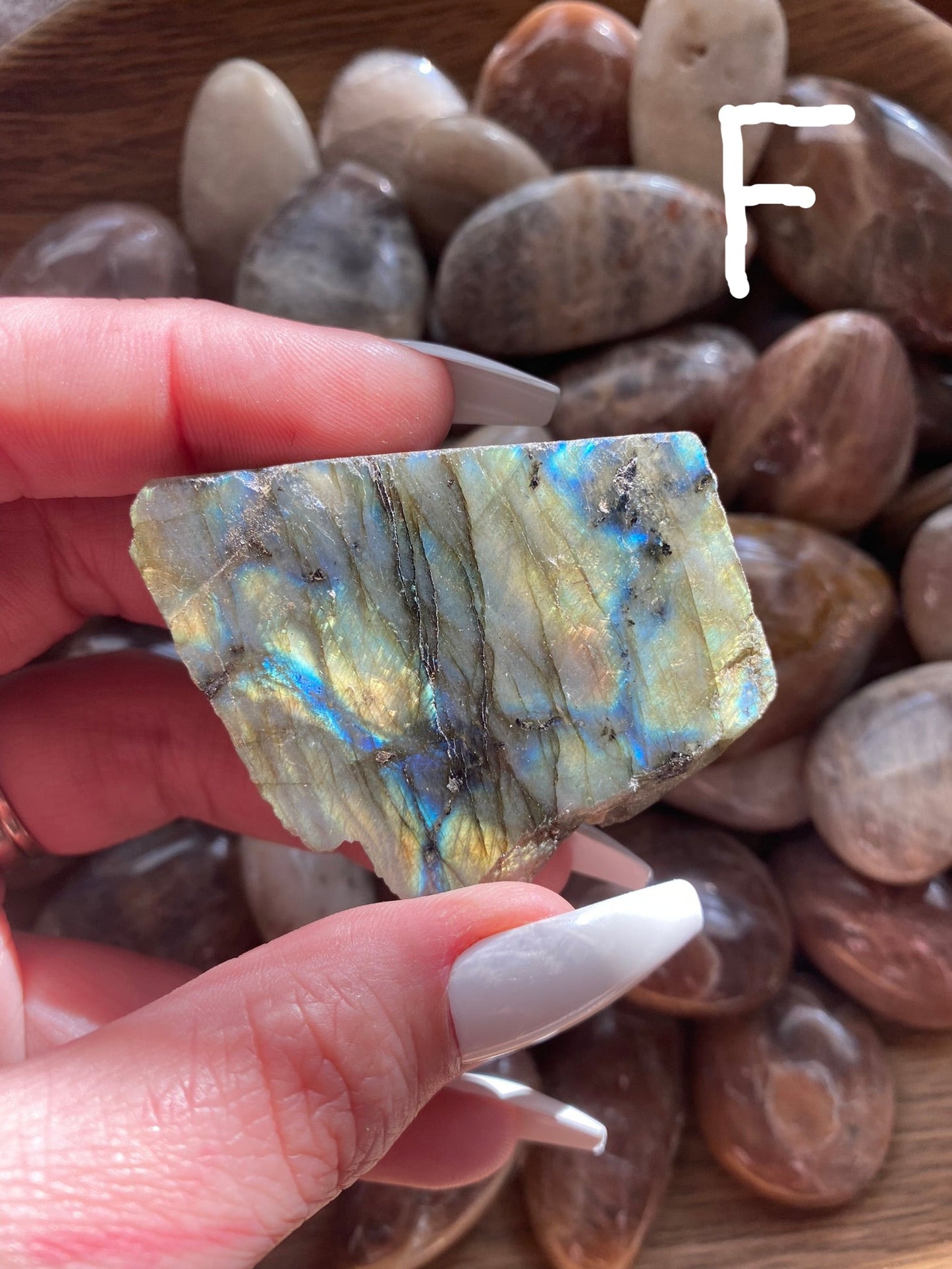 labradorite with orange and blue flash